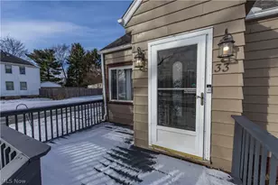33 Pierce Ave, Cuyahoga Falls, OH 44221 - Photo 17