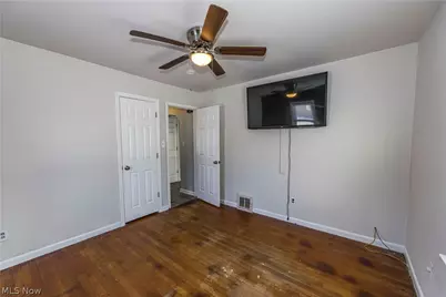 33 Pierce Avenue, Cuyahoga Falls, OH 44221 - Photo 33