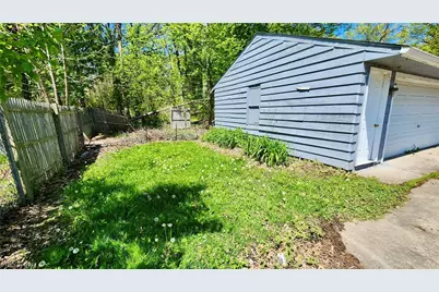 863 North, Painesville, OH 44077 - Photo 5