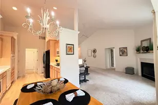 370 Rosebury Ct, Mayfield Heights, OH 44124 - Photo 27