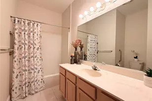 370 Rosebury Ct, Mayfield Heights, OH 44124 - Photo 13