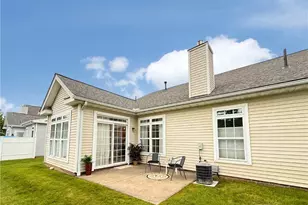 370 Rosebury Ct, Mayfield Heights, OH 44124 - Photo 25