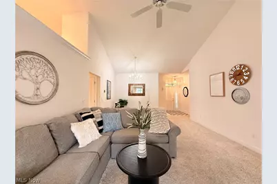 370 Rosebury Court, Mayfield Heights, OH 44124 - Photo 17