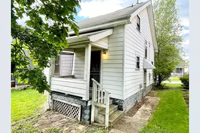 83 Smithsonian Street, Girard, OH 44420 - Photo 5