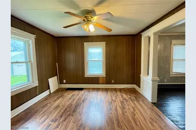 83 Smithsonian Street, Girard, OH 44420 - Photo 9