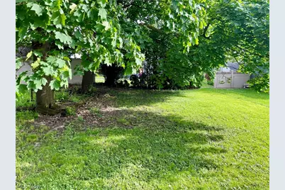 83 Smithsonian Street, Girard, OH 44420 - Photo 19