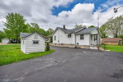 2131 Overland Avenue NE, Warren, OH 44483 - Photo 31