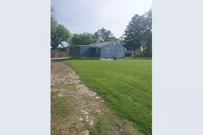 3009 Willowrow Avenue NE, Canton, OH 44705 - Photo 11
