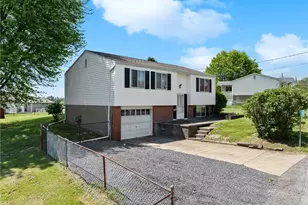 263 Walker Manor Circle, Colliers, WV 26062 - Photo 3