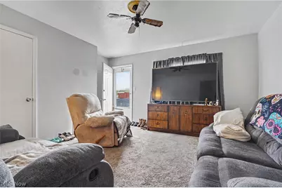 639 Fulmer Avenue, Akron, OH 44312 - Photo 29