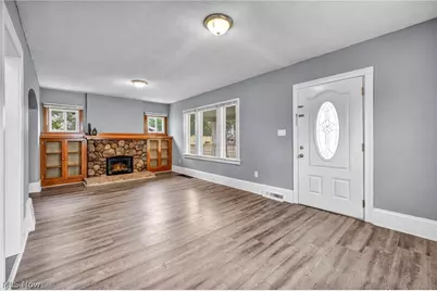 961 N Howard Street, Akron, OH 44310 - Photo 7