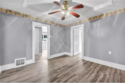 961 N Howard Street, Akron, OH 44310 - Photo 11