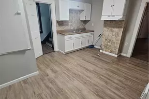 3296 W 44th St, Loveland, OH 44109 - Photo 11