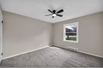 30646 Lorain Road, North Olmsted, OH 44070 - Photo 17