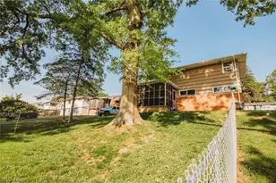2502 27th St, Parkersburg, WV 26104 - Photo 5