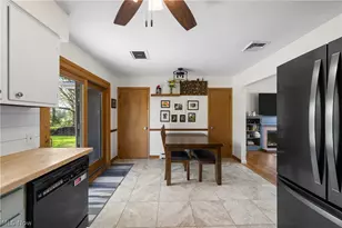 1356 Glennview St NE, Canton, OH 44721 - Photo 13