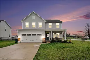 3268 Stoneleigh Rd NE, Canton, OH 44721 - Photo 1