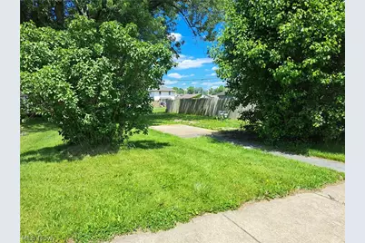 1413 Beckett Avenue, Cambridge, OH 43725 - Photo 1