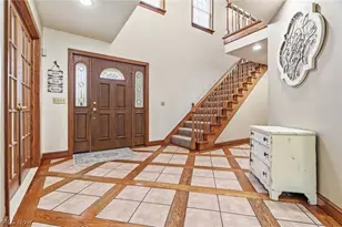 1012 Cloverdale Cir NE, Massillon, OH 44646 - Photo 7