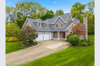 1012 Cloverdale Circle NE, Massillon, OH 44646 - Photo 1