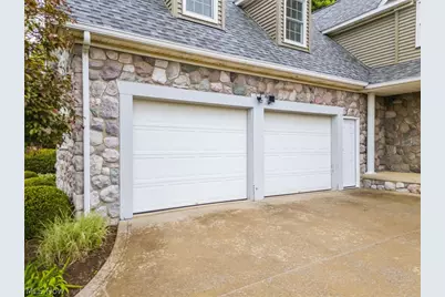 1012 Cloverdale Circle NE, Massillon, OH 44646 - Photo 45