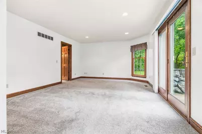 1012 Cloverdale Circle NE, Massillon, OH 44646 - Photo 21