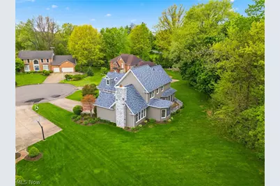 1012 Cloverdale Circle NE, Massillon, OH 44646 - Photo 3
