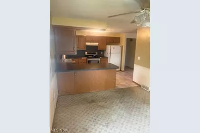 852 Phillips Road Northeast, Massillon, OH 44646 - Photo 11