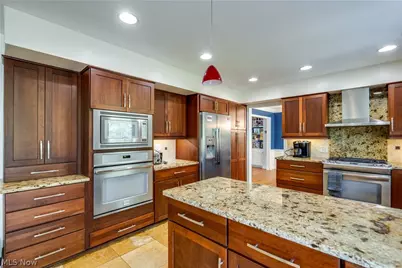 2295 Woodpark Road, Akron, OH 44333 - Photo 17