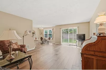 5653 Gateway Lane, Brook Park, OH 44142 - Photo 13