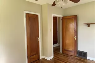204 E Baird Ave, Barberton, OH 44203 - Photo 11