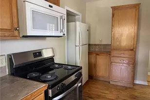 204 E Baird Ave, Barberton, OH 44203 - Photo 7