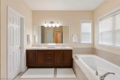 36939 Wexford Drive, Solon, OH 44139 - Photo 17