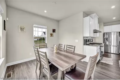 7203 Stonegate Circle NE, Canton, OH 44721 - Photo 11