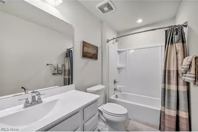 7203 Stonegate Circle NE, Canton, OH 44721 - Photo 21