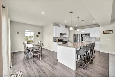7203 Stonegate Circle NE, Canton, OH 44721 - Photo 9