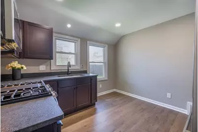 12329 Darlington Avenue, Garfield Heights, OH 44125 - Photo 9