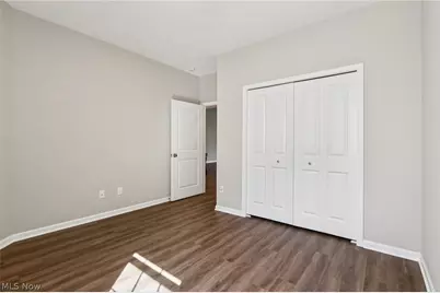 215 Silver Spring Circle, Elyria, OH 44035 - Photo 17