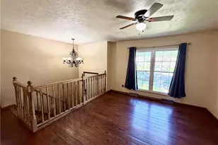 1128 Oakwood Dr, Vermilion, OH 44089 - Photo 3