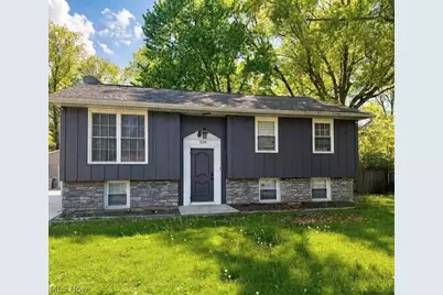 1128 Oakwood Drive, Vermilion, OH 44089 - Photo 1