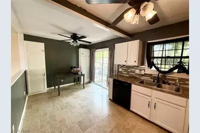 1128 Oakwood Drive, Vermilion, OH 44089 - Photo 11