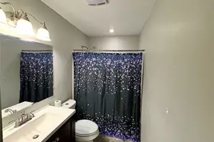 1128 Oakwood Dr, Vermilion, OH 44089 - Photo 9