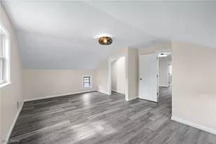3229 W 52nd St, Loveland, OH 44102 - Photo 23