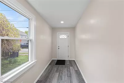 3229 W 52nd Street, Loveland, OH 44102 - Photo 3