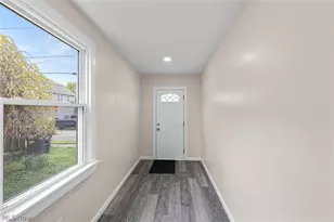 3229 W 52nd St, Loveland, OH 44102 - Photo 3