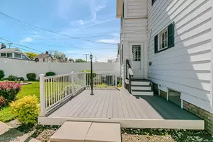 17709 Crestland Rd, Loveland, OH 44119 - Photo 9