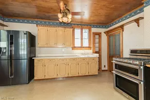 17709 Crestland Rd, Loveland, OH 44119 - Photo 3