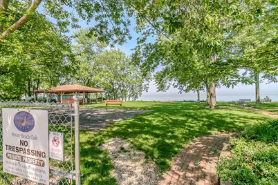 17709 Crestland Road, Loveland, OH 44119 - Photo 13