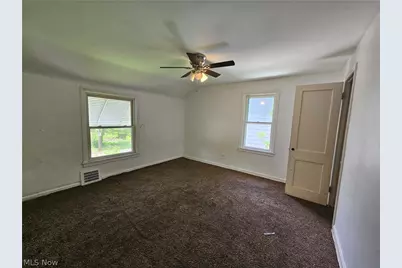 931 Yellowstone Road, Loveland, OH 44121 - Photo 15