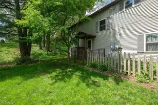 905 Pineview Ave SE, North Canton, OH 44720 - Photo 39